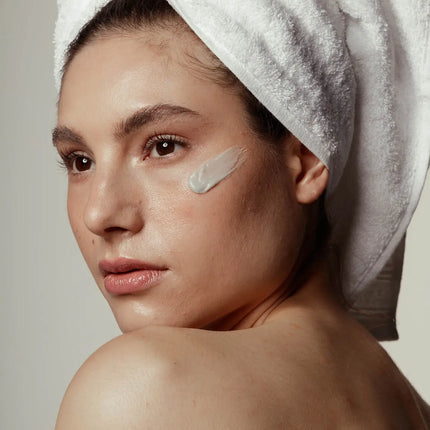 Arcilla de bentonita: desintoxicante 100 % natural para la piel