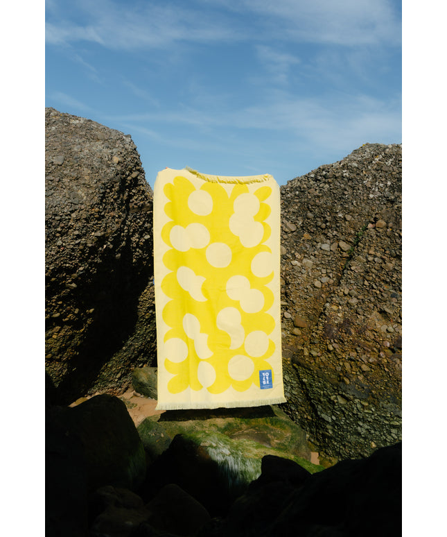 Drops Beach Towel & Blanket- Fluorescent Yellow