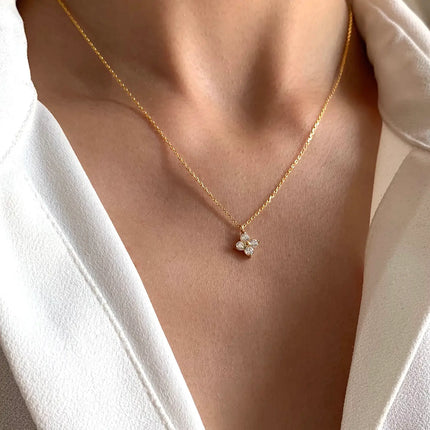 Gold Star Necklace with Sparkling Zirconia