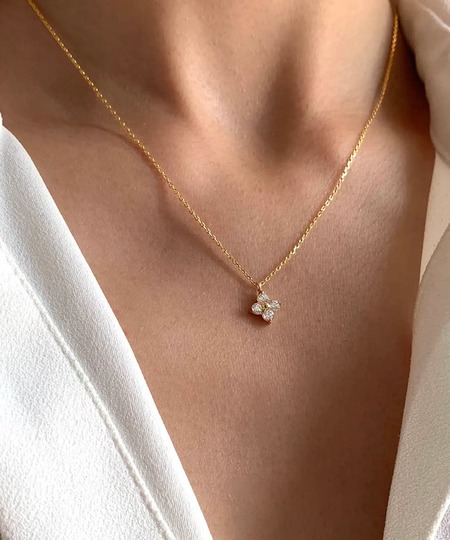 Gold Star Necklace with Sparkling Zirconia